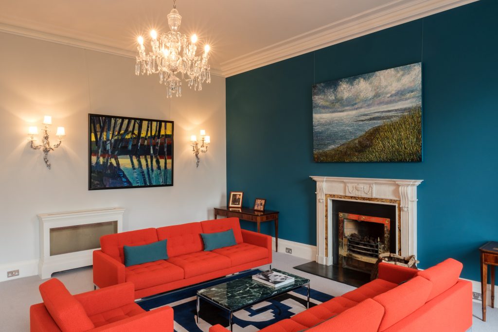 All photos of the paintings on display in the embassy have been provided by Owen Billcliffe (owenbphoto)